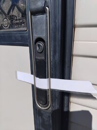 01door locked.jpg 01door locked.jpg